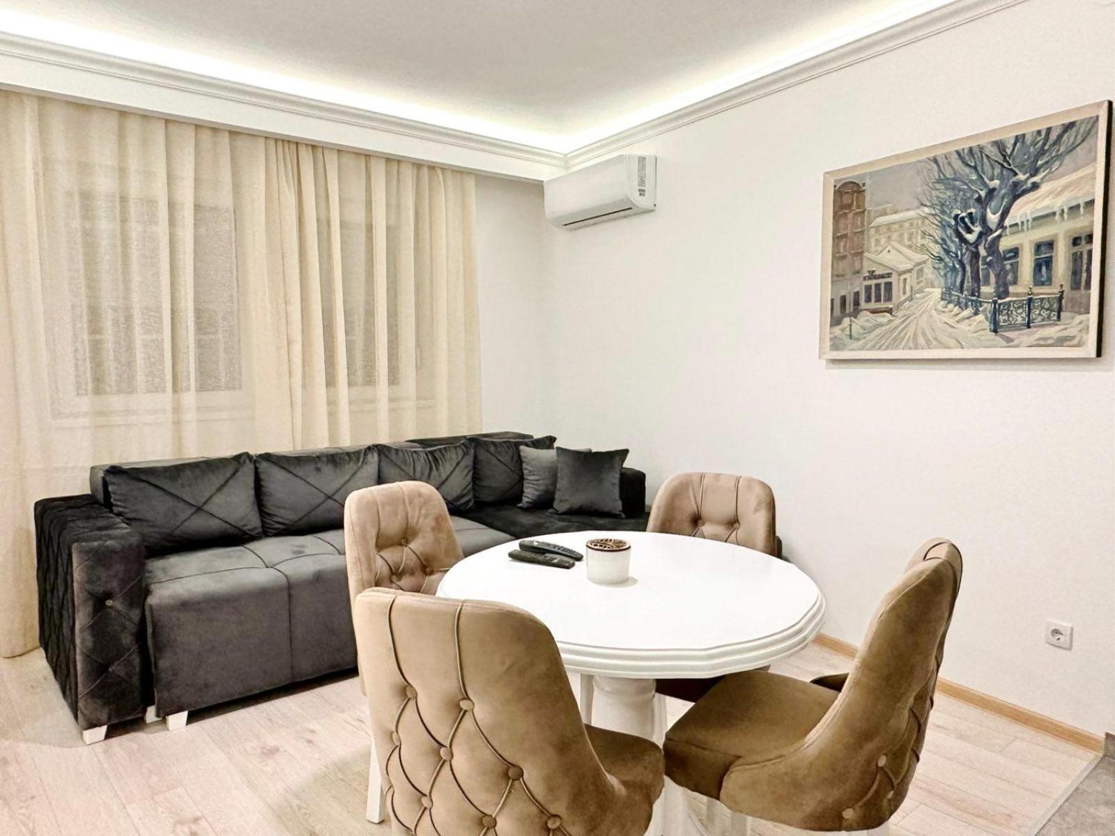 Modern Central Apartments Renovated Belgrado Exterior foto